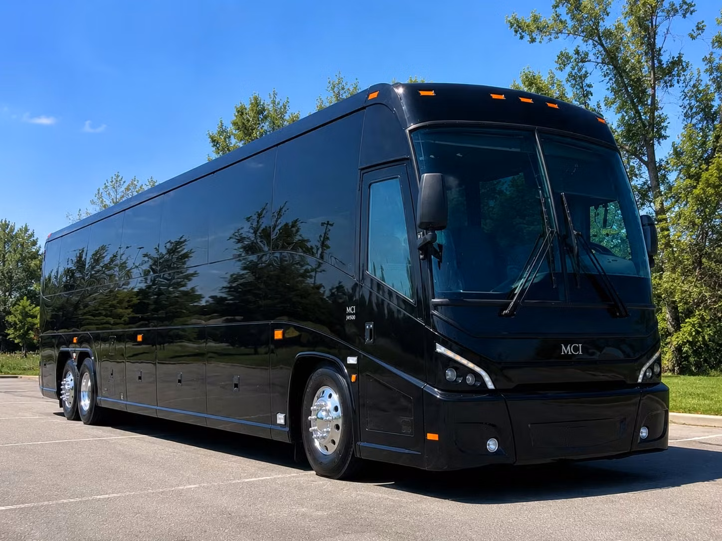 charter buses for rotc veterans groups and military ceremony transportation in gilbert