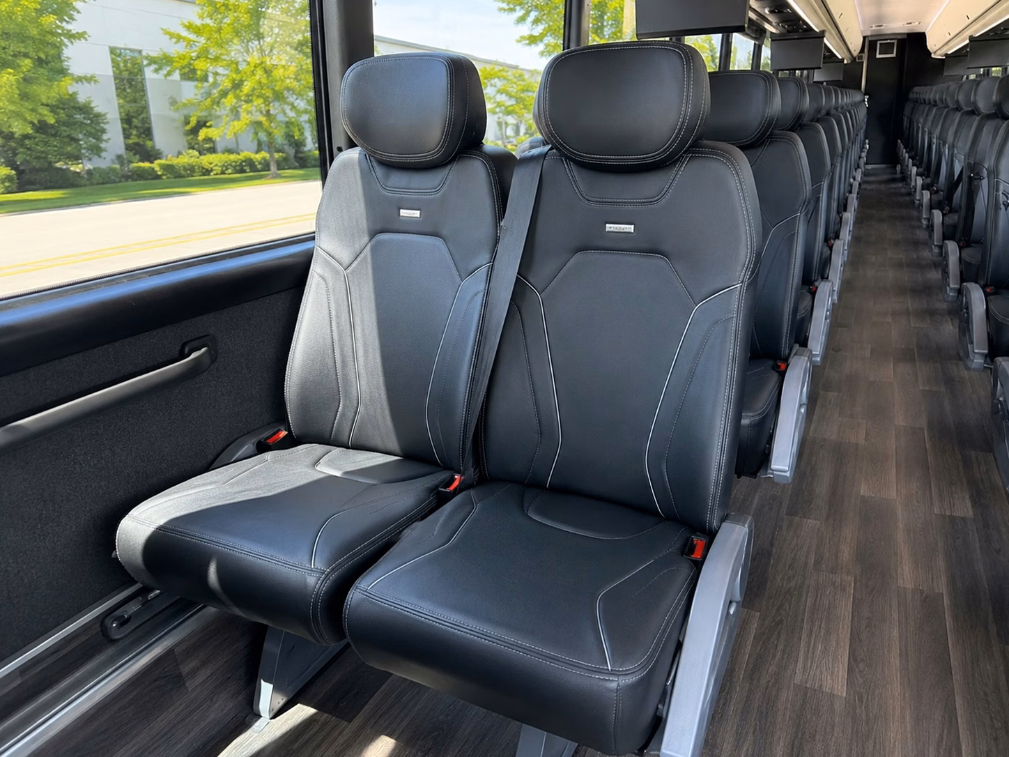 you ll find the right bus for diamondbacks and suns watch parties bar crawls and fan events too